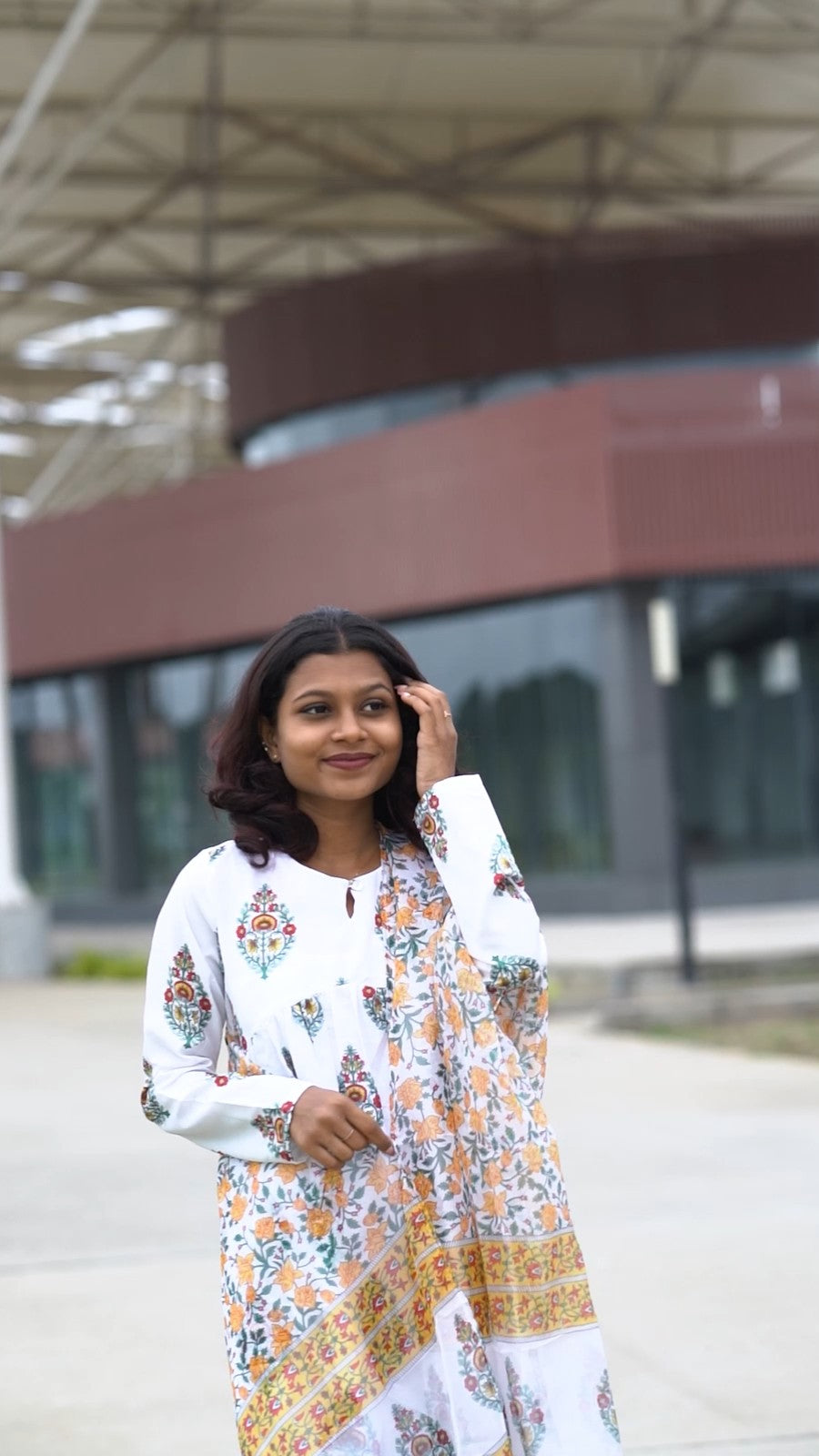 WHITE FLORAL KURTI SET